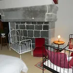 La Maison De Marie 펜션 뮈라